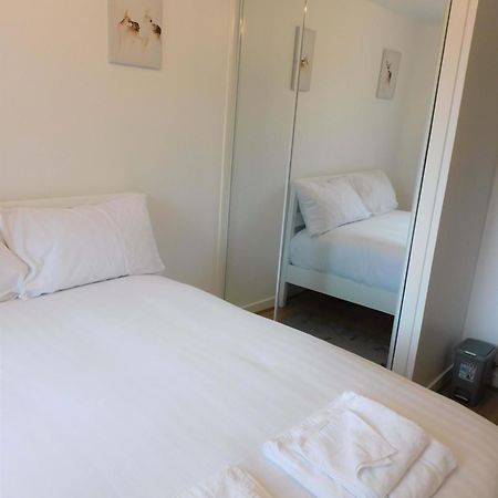 2 Bed Apt On Quiet Cul-De-Sac, Fab Location Paisley Exterior foto