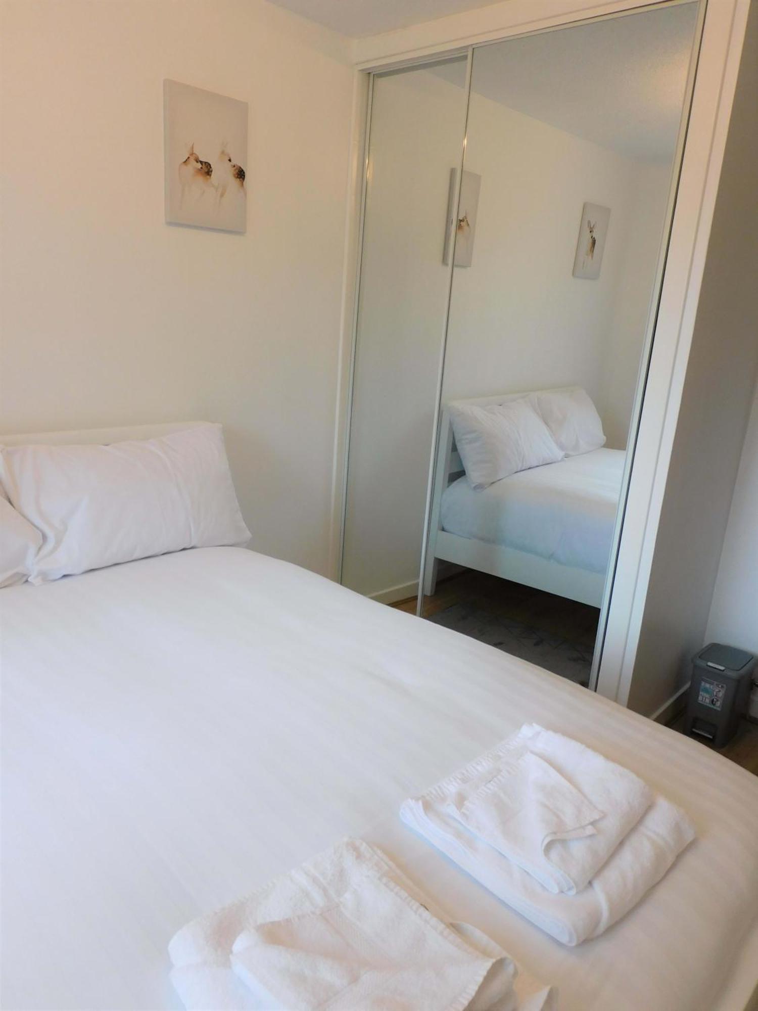 2 Bed Apt On Quiet Cul-De-Sac, Fab Location Paisley Exterior foto